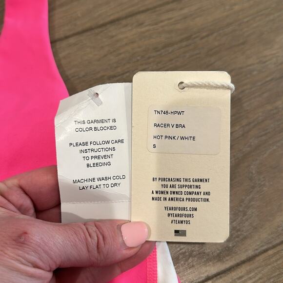 YEAR OF OURS Hot Pink White Racer V Neck Active Workout Gym Sports Bra Size S - Picture 9 of 9